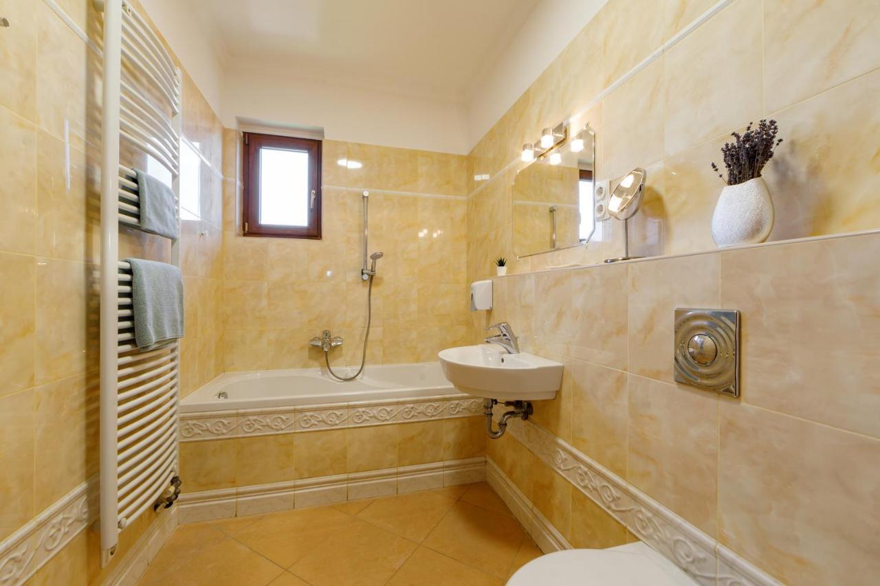 Villa Muzsa Deluxe Balatonfüred Eksteriør bilde